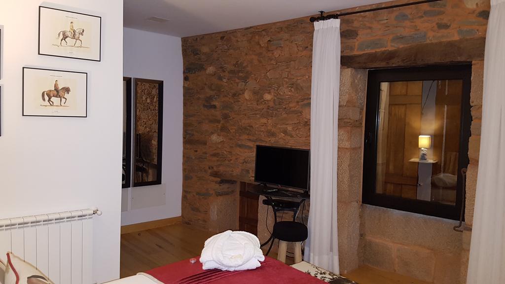 Casa De Baixo - Nature Hotel Alvoco das Várzeas Eksteriør bilde