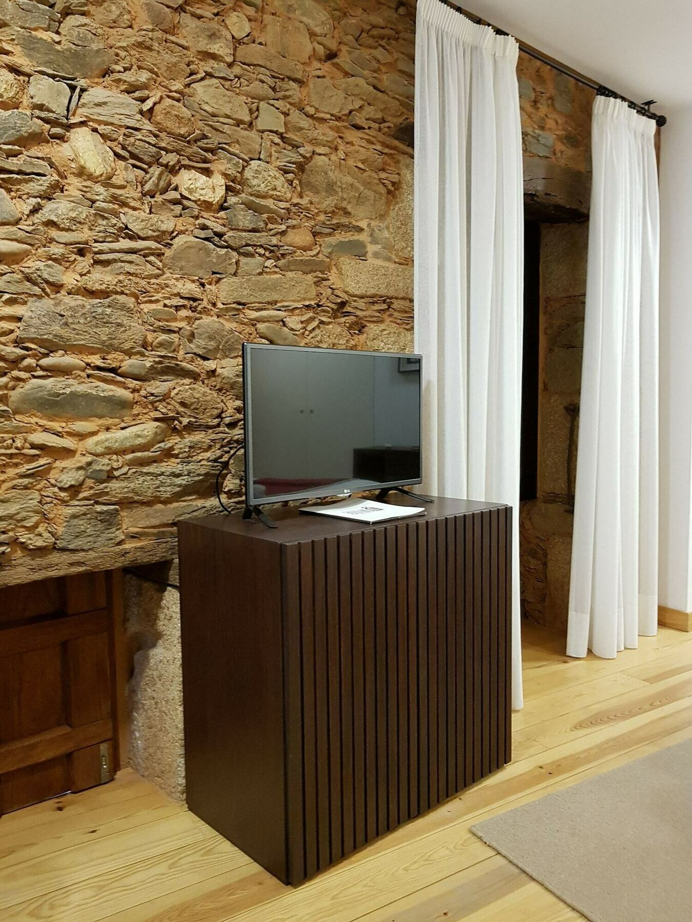 Casa De Baixo - Nature Hotel Alvoco das Várzeas Eksteriør bilde